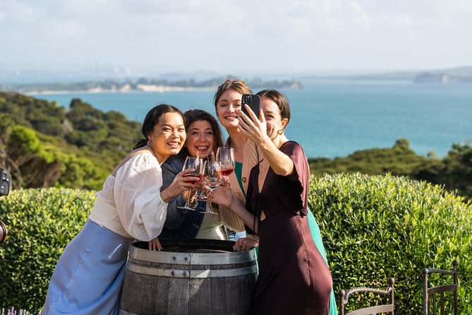 Taste of Waiheke Food and Wine Tour - Why Waiheke makes such a good Auckland day trip