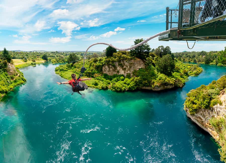 Taupō: AJ Hackett Taupō Bungy - NZ's Highest Water Touch! - The walk to the 47-meter platform