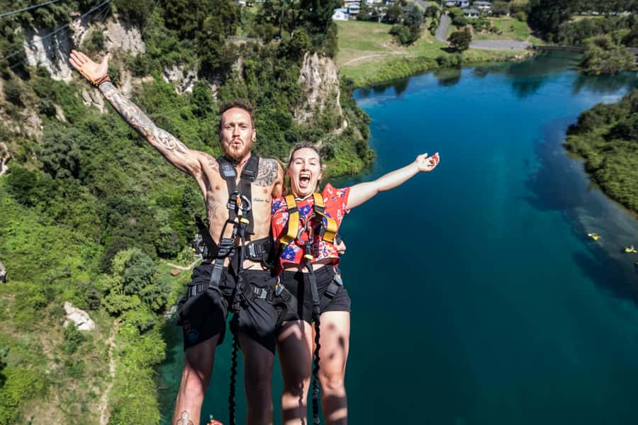 Taupō: AJ Hackett Taupō Bungy - NZ's Highest Water Touch! - Registration, check-in, and the safety briefing
