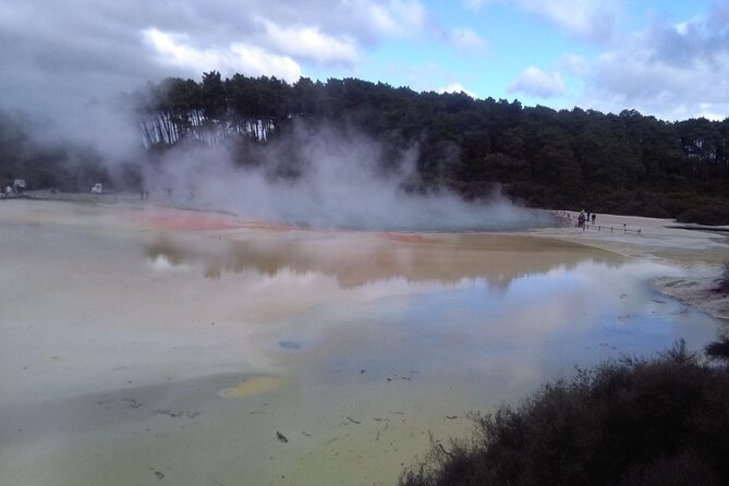 Taupo Day Trip with Orakei Korako or Waiotapu from Rotorua - Who should book this day trip?