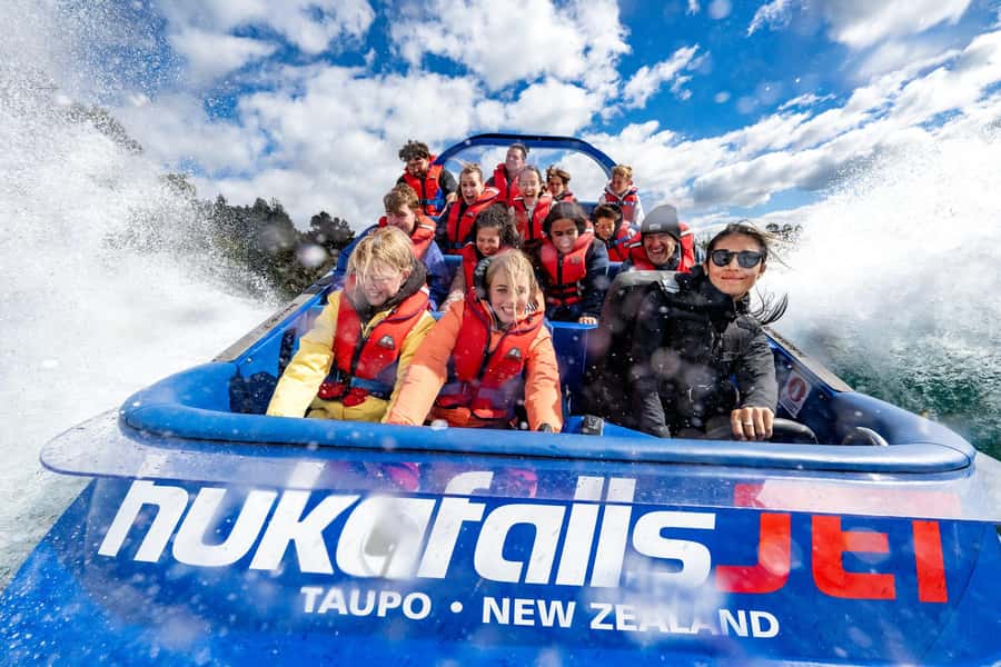 Taupō: Huka Falls 30-Minute Jet Boat Experience - Key points before you book