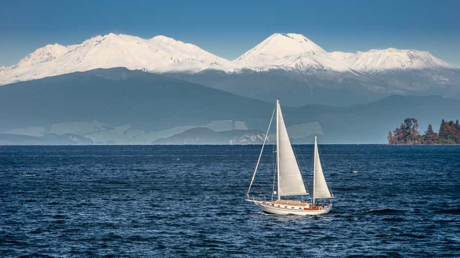 Taupō: Sail Barbary Eco Sailing to the Maori Rock Carvings - Key points at a glance