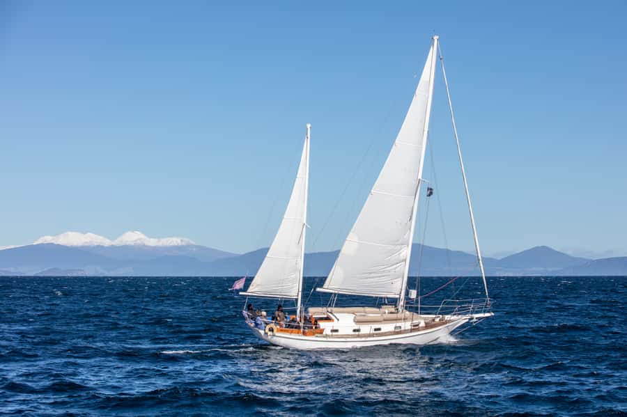 Taupō: Sail Barbary Eco Sailing to the Maori Rock Carvings - Why the Māori Rock Carvings are worth the boat trip