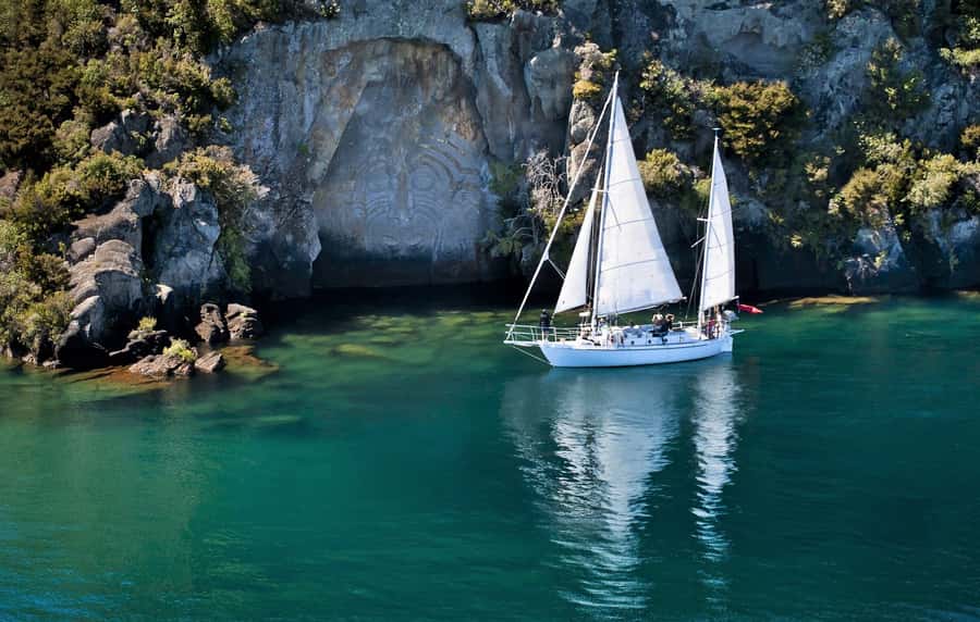 Taupō: Sail Barbary Eco Sailing to the Maori Rock Carvings - The electric boat changes the feel of Lake Taupō