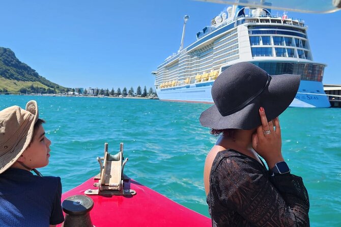 Tauranga Harbour Scenic One Hour Historical Boat Cruise - What the commentary adds