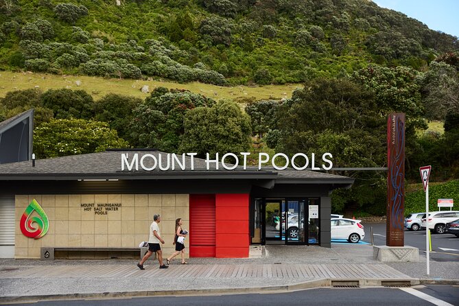 Tauranga: Mount Maunganui Hot Pools Experience - What to bring, and what costs extra