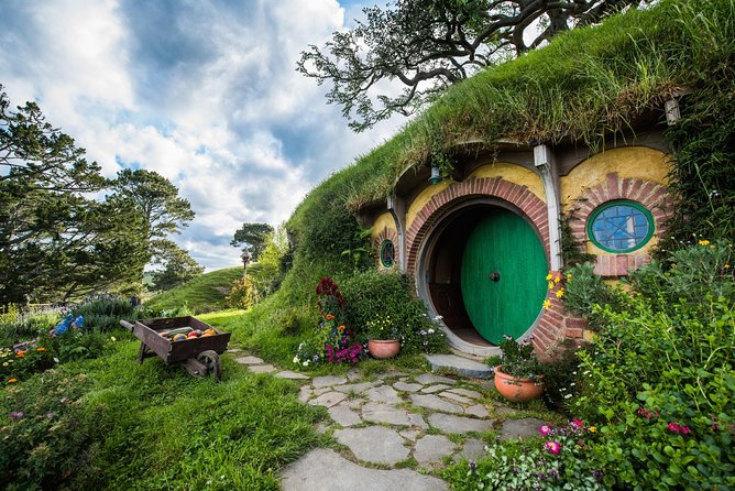 Tauranga to Magical Hobbiton Movie Set - Private Shore Excursion - Why a private Tauranga ride changes the day