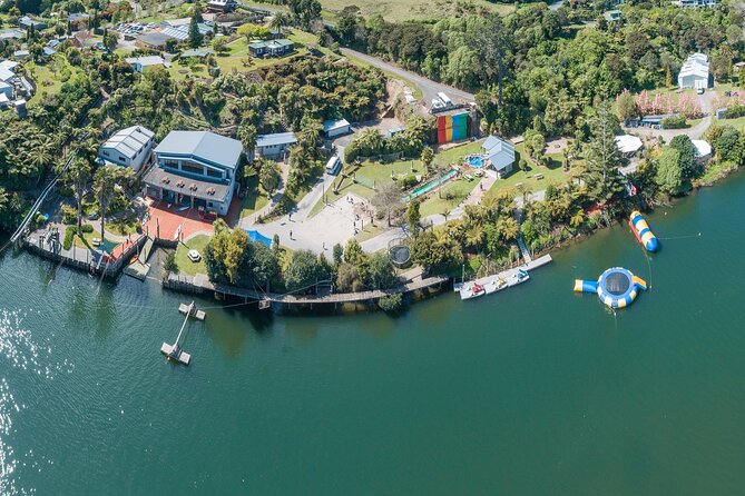 Tauranga: Waimarino Adventure Park - The thermal pool and the practical facilities