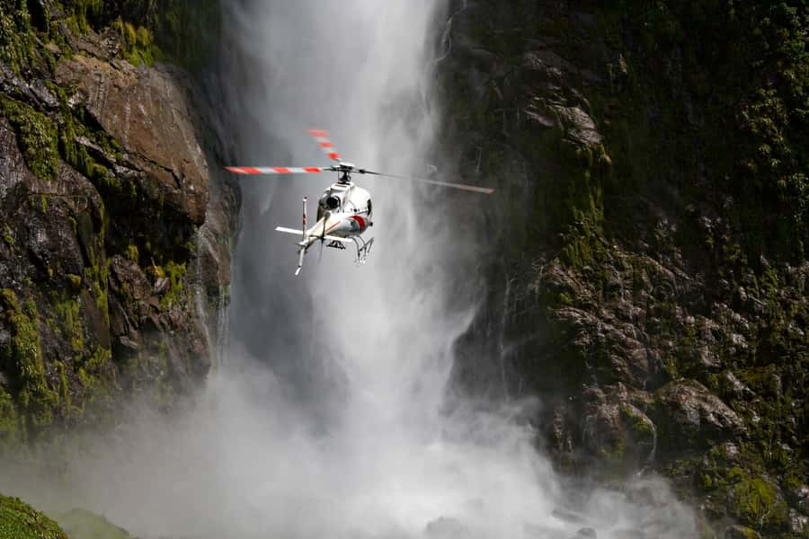 Te Anau: 30-Minute Fiordland National Park Scenic Flight - Why a short helicopter flight works in Fiordland