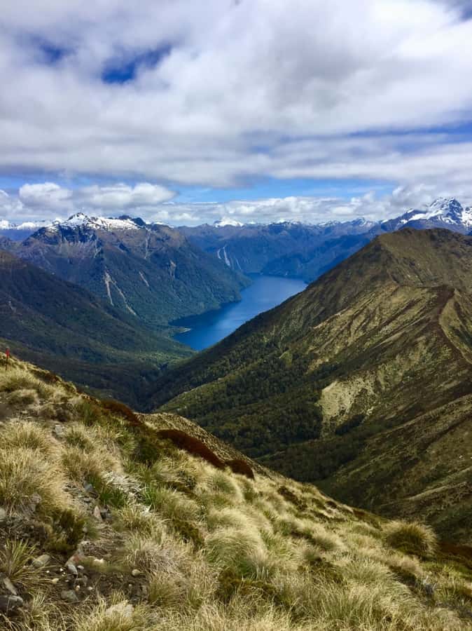 Te Anau: 30-Minute Fiordland National Park Scenic Flight - Seeing the Kepler Track from above