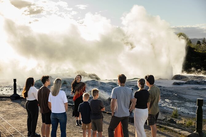 Te Puia: Te Rā Guided Experience - Walking through Whakarewarewa’s geothermal valley