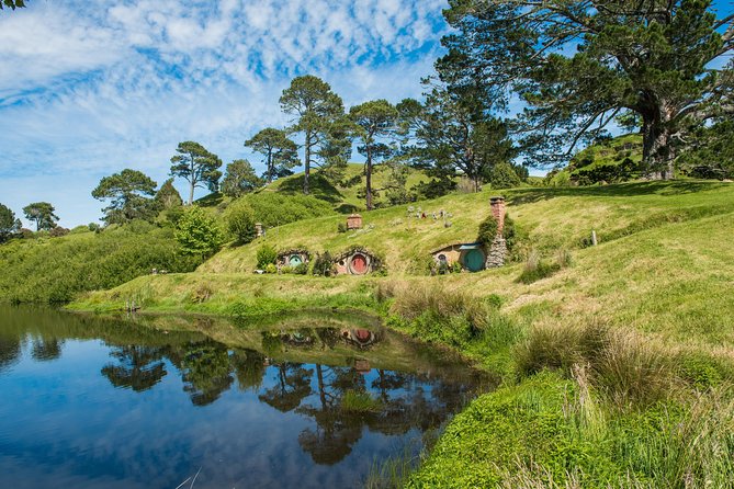 The Hobbiton Movie Set Small-Group Guided Tour from Auckland - Who should book this Auckland day trip?