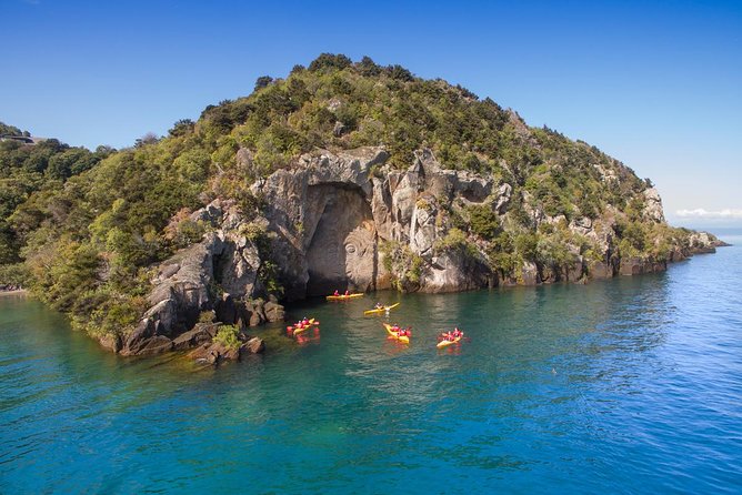 The Maori Carvings Half Day Kayak - Paddling from Jerusalem Bay toward the carvings