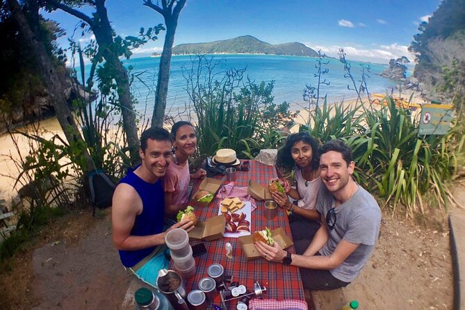 Three Day Classic Kayaking in New Zealand - Beaches, lagoons, and Māori pā sites