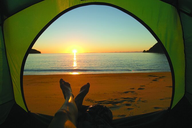Three Day Classic Kayaking in New Zealand - From Totaranui or Awaroa toward Marahau