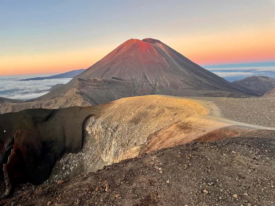 Tongariro Alpine Crossing: Round-Trip Shuttle Service - A volcanic walk with the transport sorted