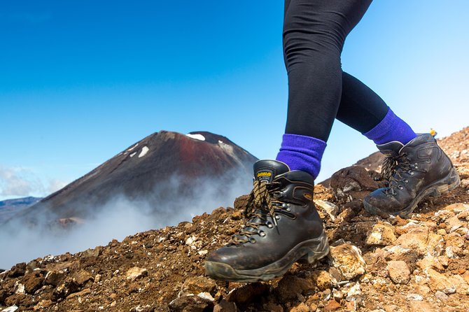 Tongariro Crossing Park & Ride (Ketetahi) - Mangatepopo and the first volcanic miles