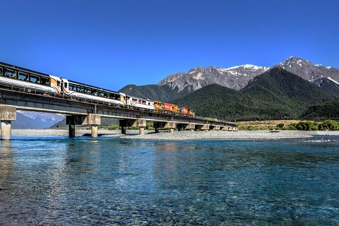 TranzAlpine Train, Arthur's Pass and Castle Hill Day Trip - Lake Pearson and Castle Hill’s limestone forms