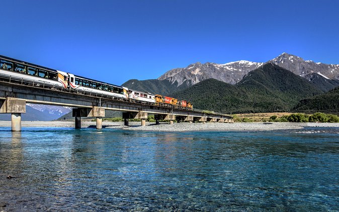 TranzAlpine Train Journey: Christchurch to Greymouth - From Canterbury farmland to the Waimakariri River