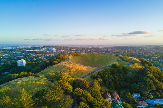 Ultimate Auckland Experience Full Day Tour with Brewery Lunch - Crossing the Harbour Bridge to Hallertau Brewery