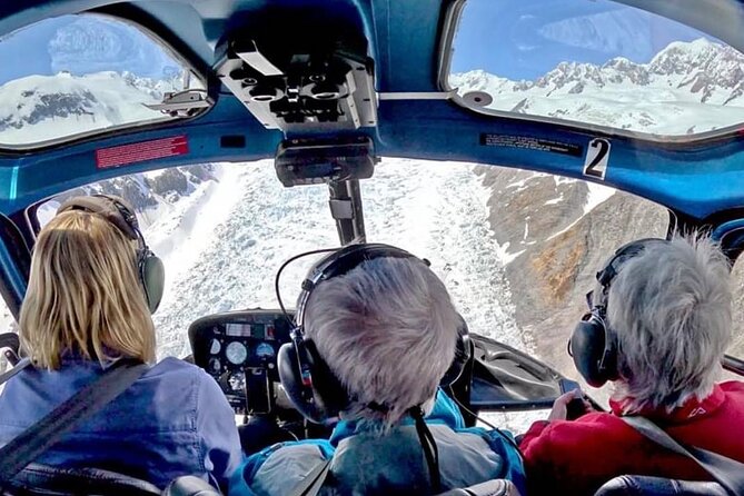 Ultimate Discovery: 3 Glaciers & Snow Landing – 45min - Tasman Glacier and the highest mountain views