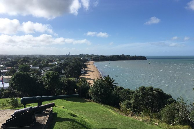 Volcanoes, Coasts, and Secret Spots Afternoon Tour in Auckland - North Head’s tunnels and old defenses