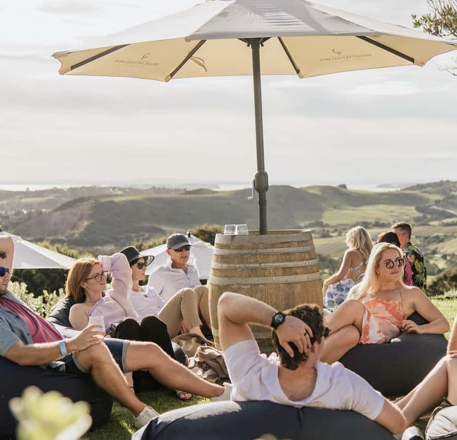 Waiheke Island: Scenic Island Wine Tour & Local Wine Tasting - Thomas Batch and the value of taking lunch slowly