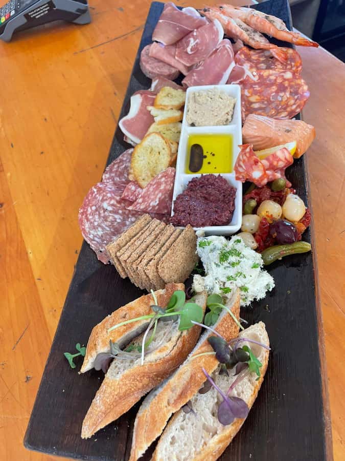 Waiheke: Scenic Taste and Graze Tour with Wine, Whisky, Beer - Key points at a glance