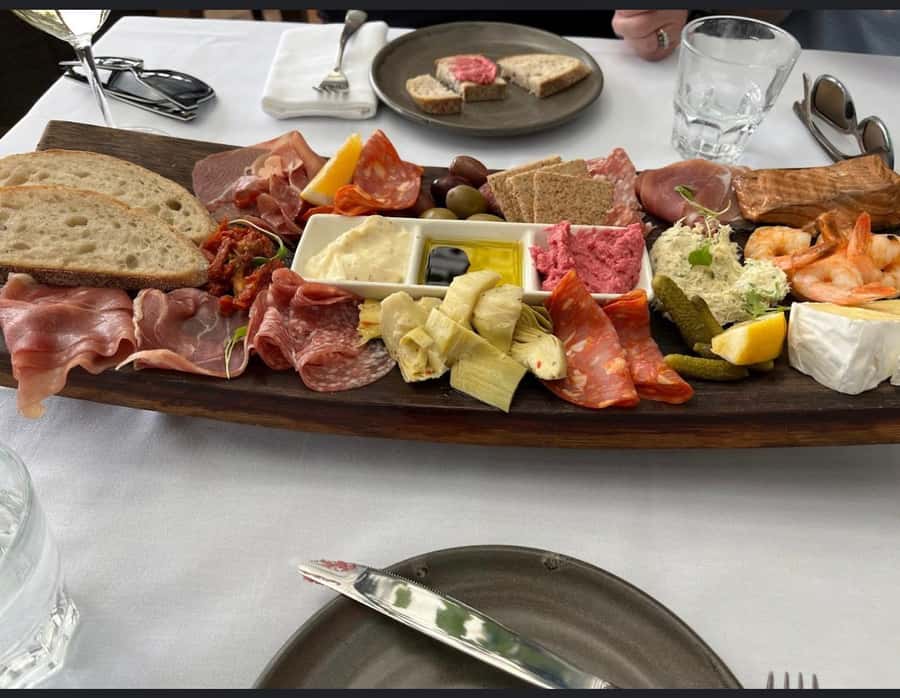 Waiheke: Scenic Taste and Graze Tour with Wine, Whisky, Beer - Ferry, booking, and practical details