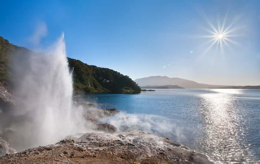 Waimangu: Volcanic Valley Walk and Lake Rotomahana Cruise - Starting at the Waimangu Visitor Centre