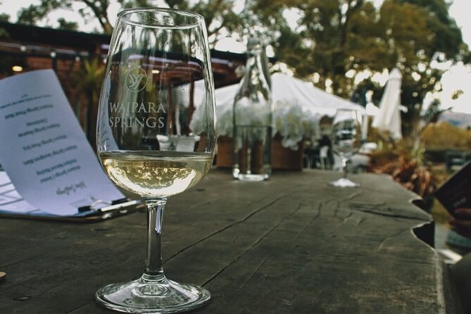 Waipara Valley Winery Tour Wine Tastings and Scenic Views - Why Waipara Makes a Good Christchurch Wine Day