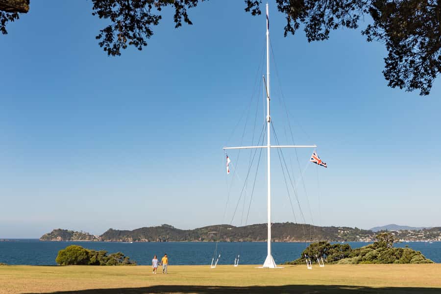 Waitangi Treaty Grounds: 2-Day Pass - Follow the bush walks for Bay of Islands views
