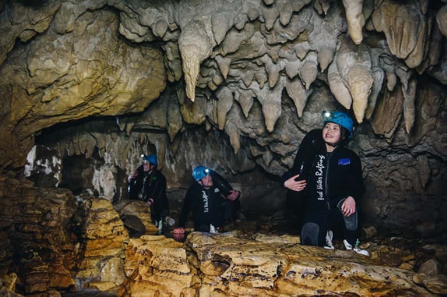 Waitomo Caves: Labyrinth Black Water Rafting Experience - Showers, soup, and snacks at the finish