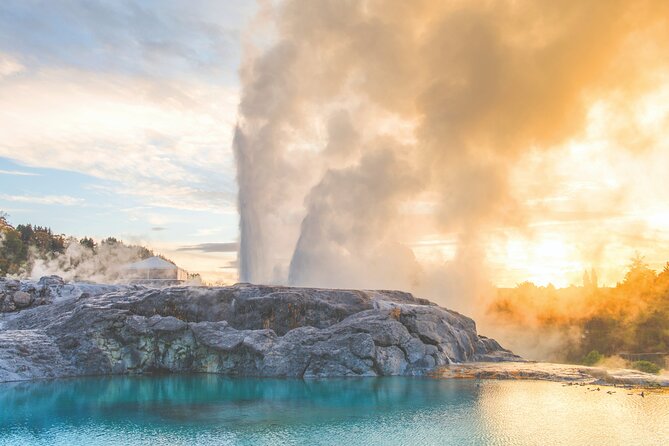 Waitomo Caves & Rotorua - Te Puia Small-Group Tour from Auckland - Why combine Waitomo and Rotorua in one day?