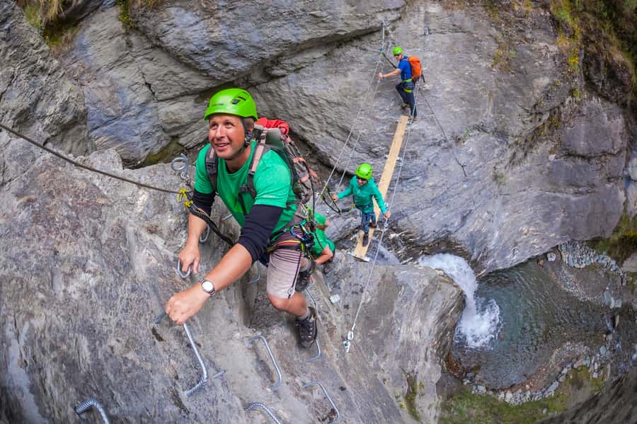 Wanaka: 2-Hour Beginner Waterfall Cable Climb - Starting at Twin Falls, 20 minutes from Wanaka