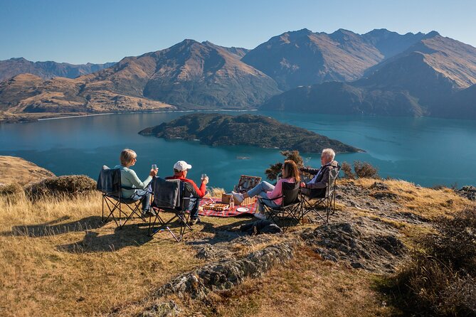 Wanaka 4x4 Explorer The Ultimate Lake and Mountain Adventure - Local stories and personal guiding