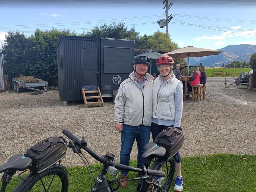 Wānaka And Hāwea: Trail Ride on Bike or E-Bike - The Outlet and final run into Wānaka