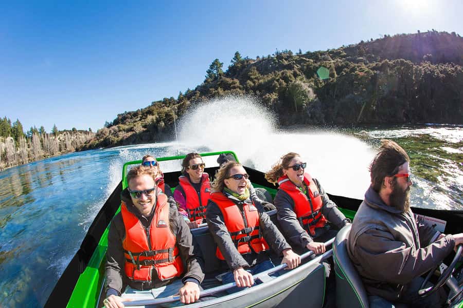 Wanaka: Jet Boat Ride on Clutha River - The Clutha River supplies the thrills
