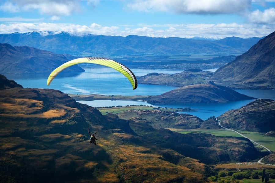 Wanaka: Tandem Paragliding Experience - Meeting at the Landing Field, Not at Treble Cone