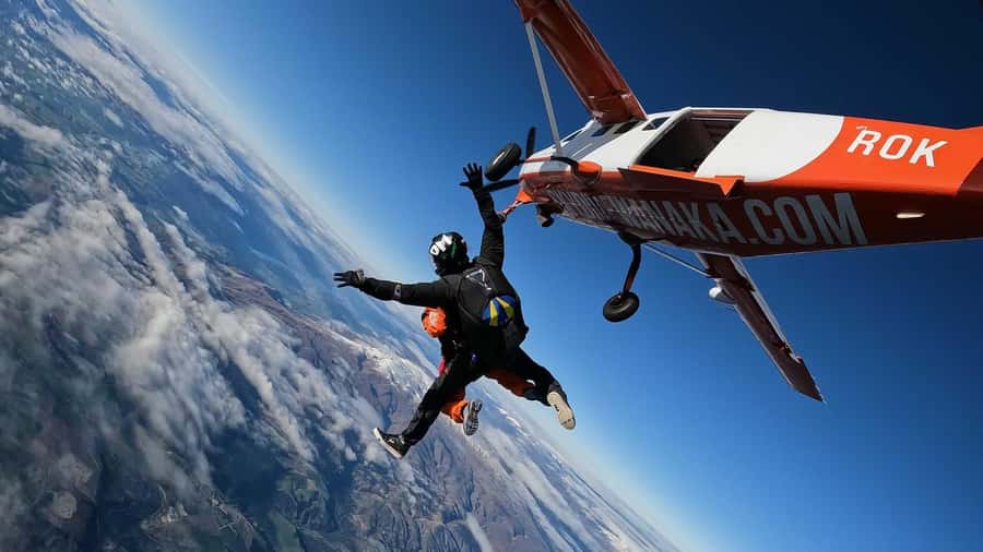 Wanaka: Tandem Skydive Experience - The exit, freefall, and canopy ride