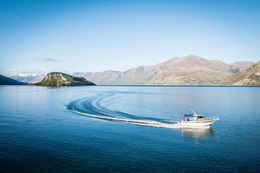 Wanaka Water Taxi Mou Waho Island Tour - Leaving Wānaka Marina for the open lake