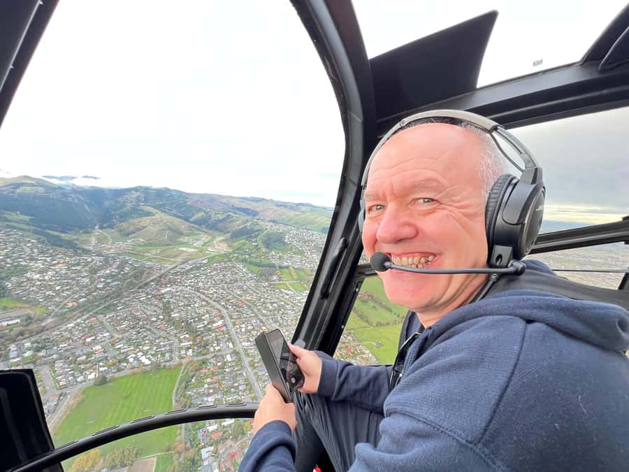 Wellington Helicopter Scenic Flight - Harbour views and the Cook Strait possibility