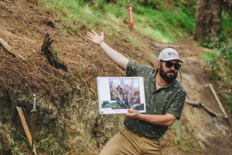 Wellington: Original LOTR Half-Day Experience with Weta - How the transport and timing affect the day