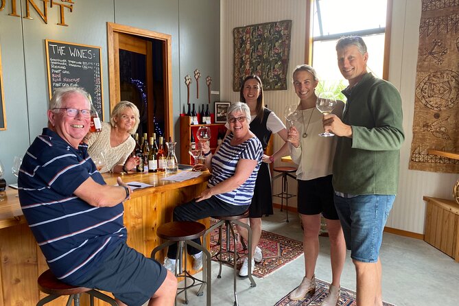 Wine Tour & Maori Culture Wanaka - The small-group advantage